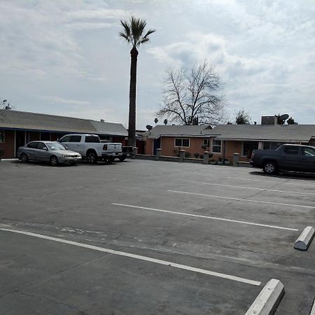 El Monte Motel Dinuba Exterior foto